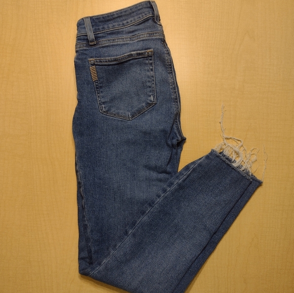 Paige Verdugo Ankle Distressed Jeans Size 28 - Picture 7 of 11